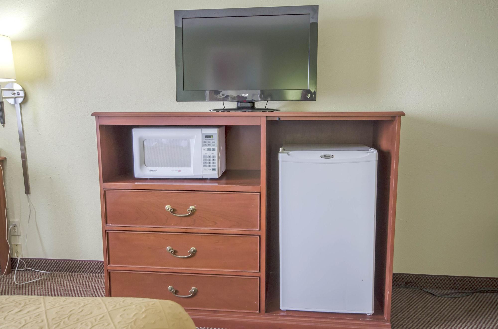 Quality Inn East Evansville Buitenkant foto